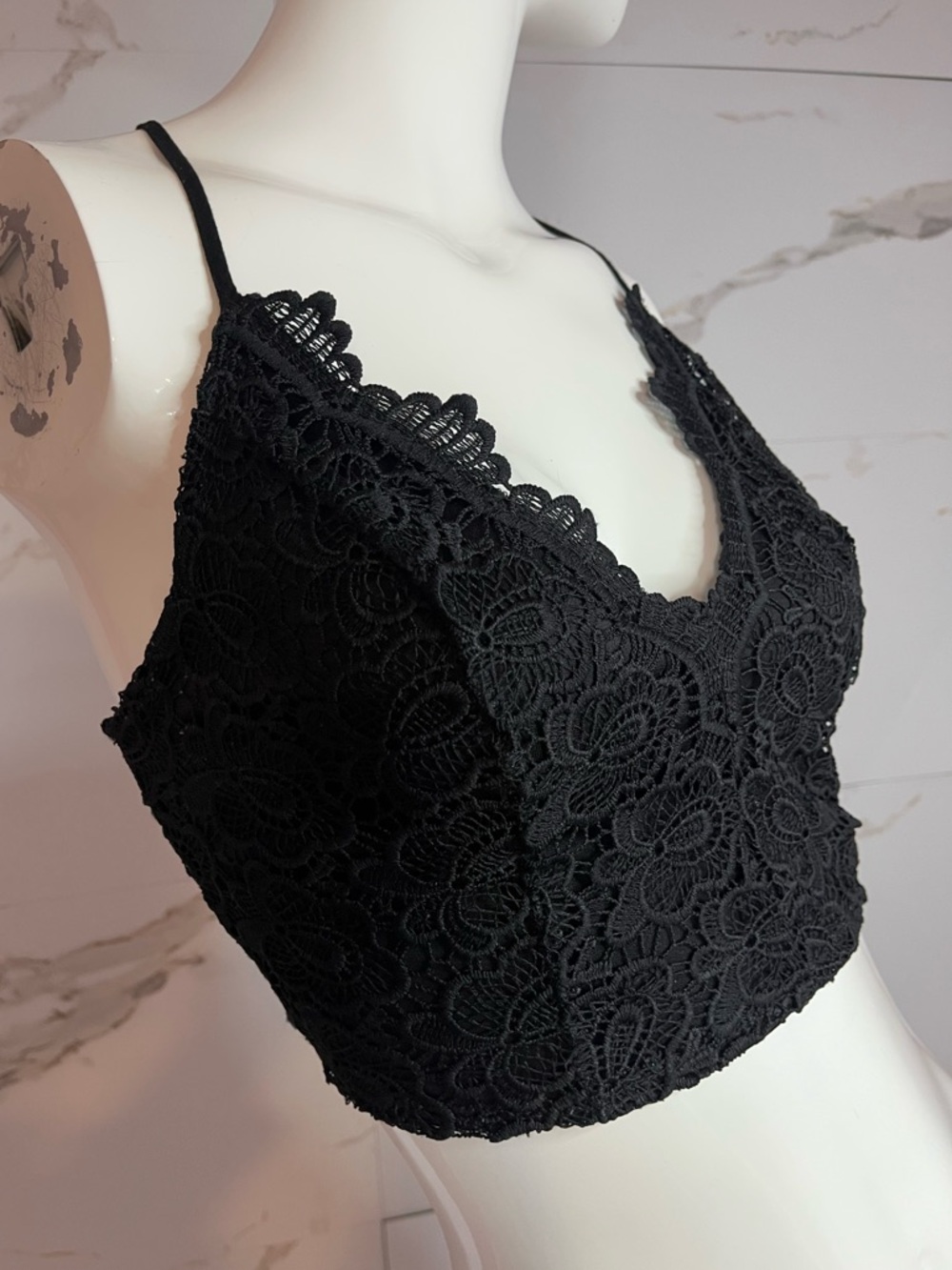 Charlotte Russe Black Lace Bralette Crop Top Scallop Trim Strappy Cami Size S
